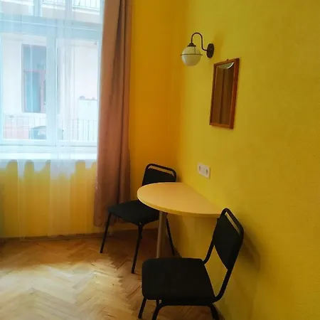 On Yaroslava Mudrogo 14 *