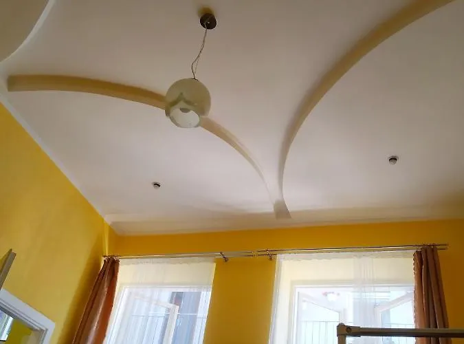 On Yaroslava Mudrogo 14