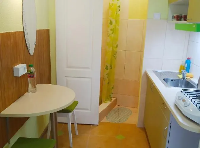 On Yaroslava Mudrogo 14 Lviv