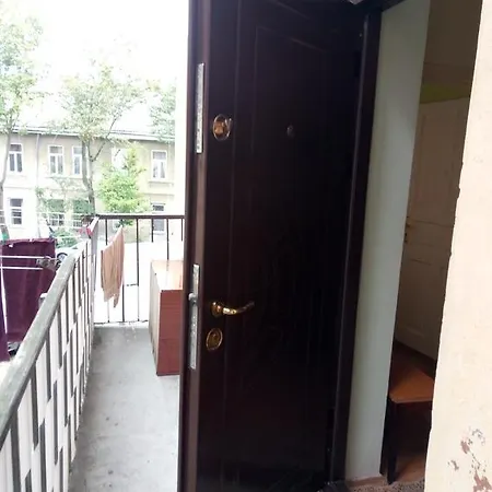 Apartment On Yaroslava Mudrogo 14 *