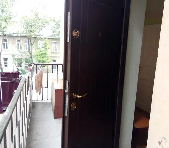 Apartment On Yaroslava Mudrogo 14 *